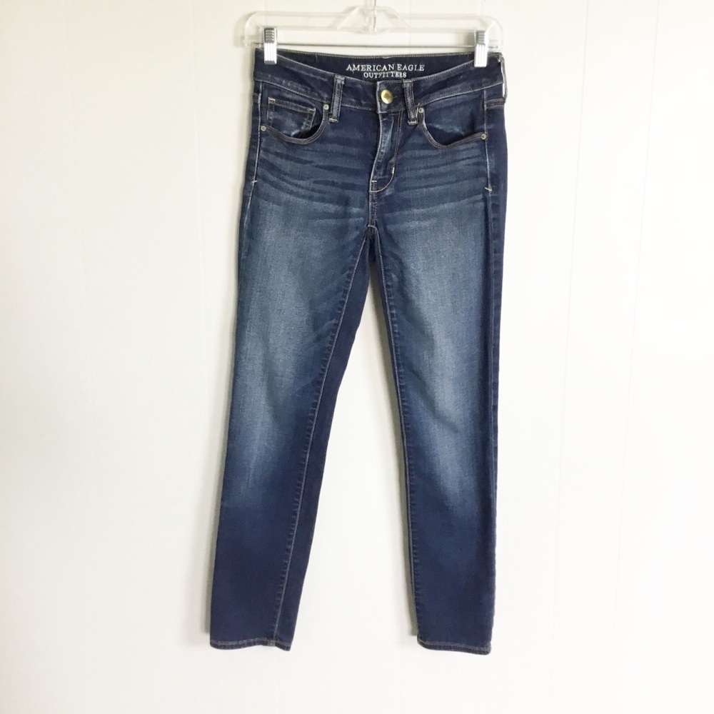 America Eagle Dark Blue Jeans Size 2 Super Stretch